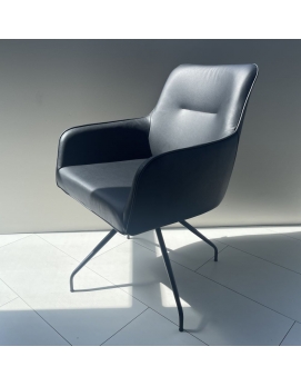 Krzesło obrotowe z podłokietnikami S86 czarna skóra Klose